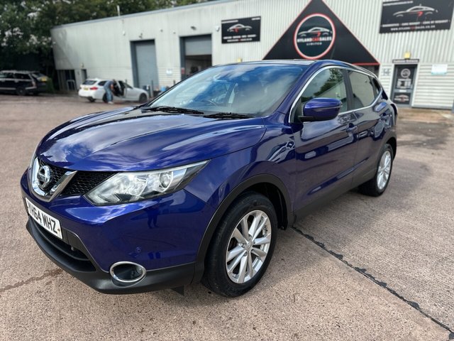 View our NISSAN QASHQAI
