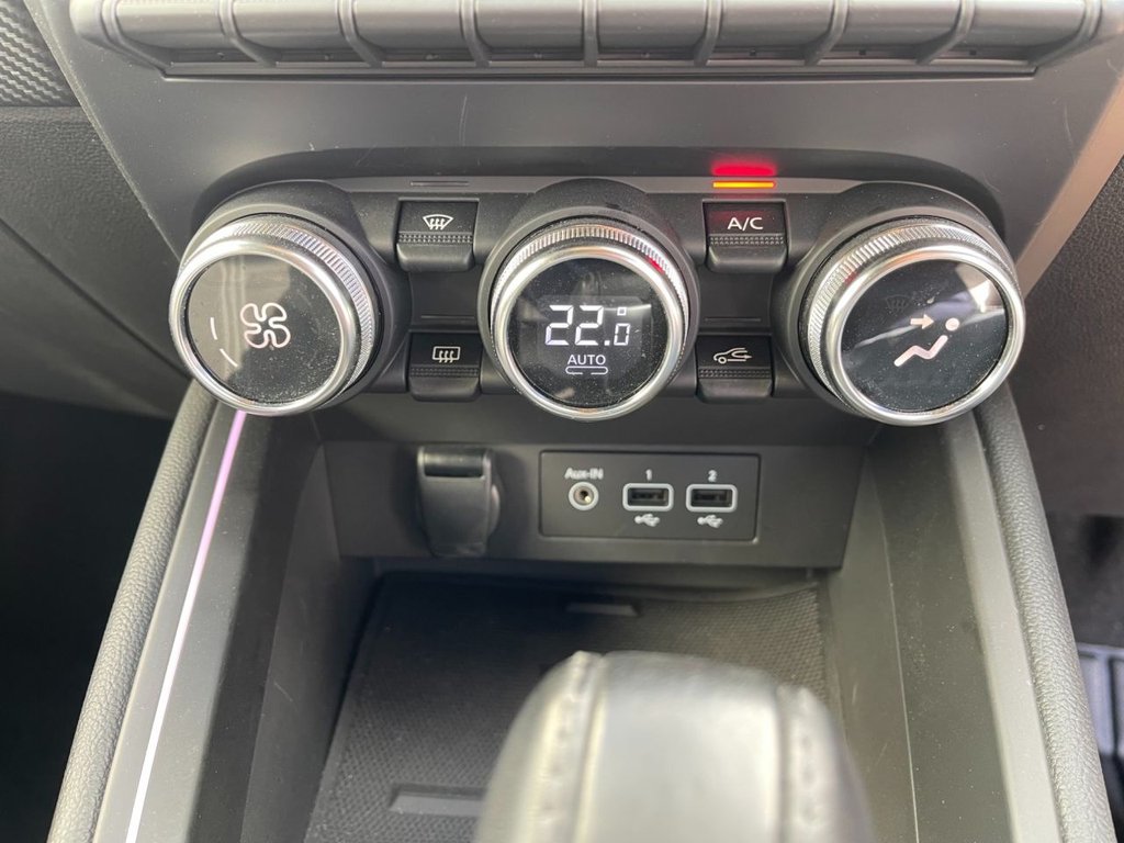 USED 2023 72 RENAULT CLIO 1.6 E-TECH E-Tech engineered Hatchback 5dr Petrol Hybrid Auto Euro 6 (s/s) (145 ps) 