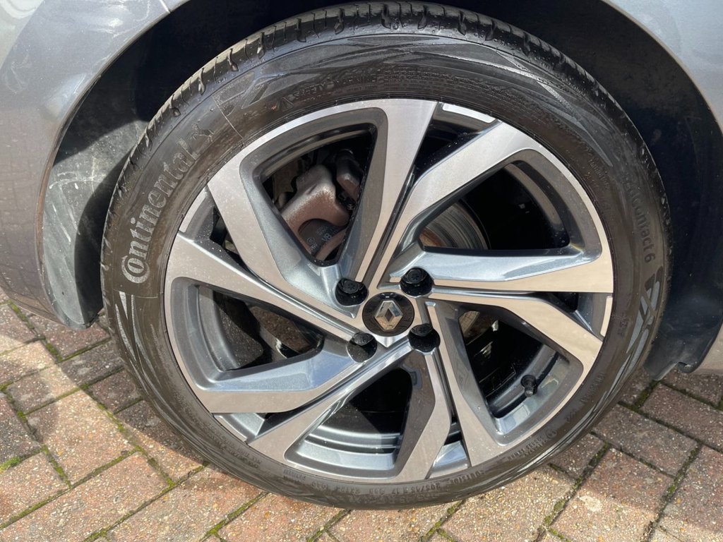 USED 2023 72 RENAULT CLIO 1.6 E-TECH E-Tech engineered Hatchback 5dr Petrol Hybrid Auto Euro 6 (s/s) (145 ps) 