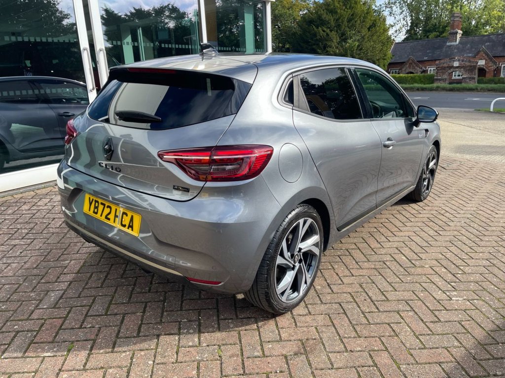 USED 2023 72 RENAULT CLIO 1.6 E-TECH E-Tech engineered Hatchback 5dr Petrol Hybrid Auto Euro 6 (s/s) (145 ps) 