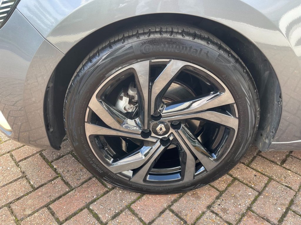 USED 2023 72 RENAULT CLIO 1.6 E-TECH E-Tech engineered Hatchback 5dr Petrol Hybrid Auto Euro 6 (s/s) (145 ps) 