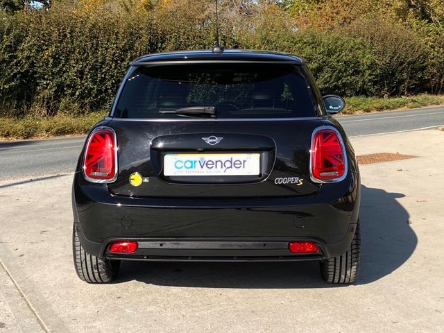2021 MINI Electric Hatch - Photo 11