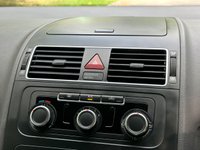 USED 2013 63 VOLKSWAGEN TOURAN 1.6 TDI SE MPV 5dr Diesel Manual Euro 5 (105 ps) 