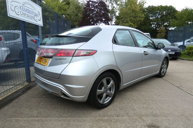 2011 HONDA CIVIC - Photo 5