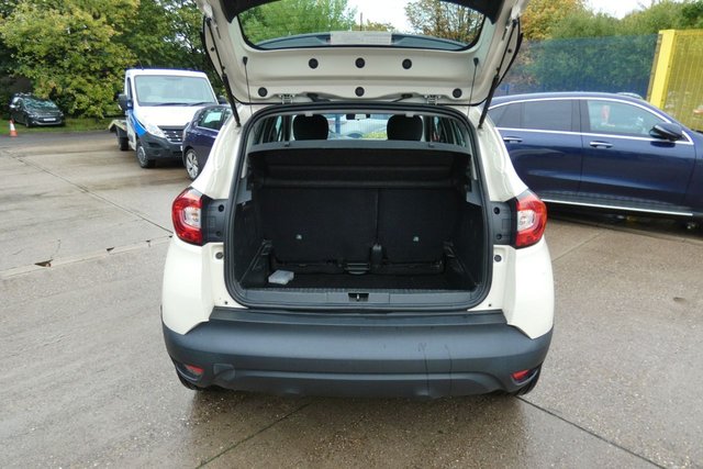 2013 RENAULT CAPTUR - Photo 8