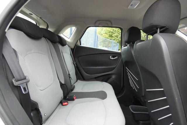 2013 RENAULT CAPTUR - Photo 9