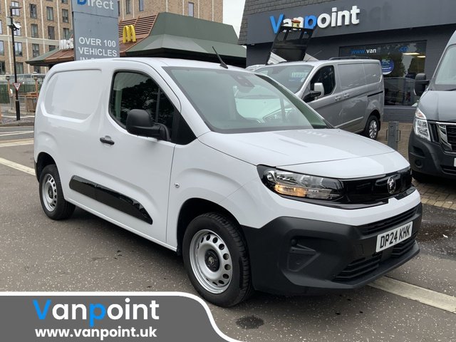 View our Vauxhall Combo 1.5 Turbo D 2300 Prime Panel Van 5dr Diesel Manual SWB Euro 6 (s/s) (100 ps)