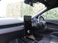 USED 2022 22 FORD MUSTANG MACH-E Extended Range 91kWh SUV 5dr Electric Automatic AWD (351 ps) 