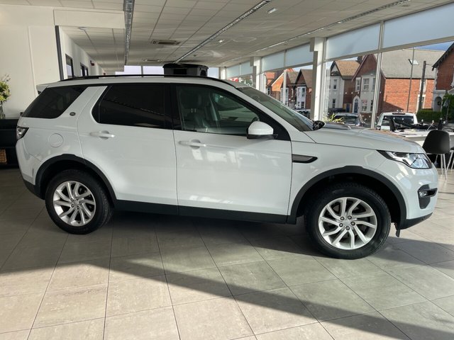 View our LAND ROVER DISCOVERY SPORT