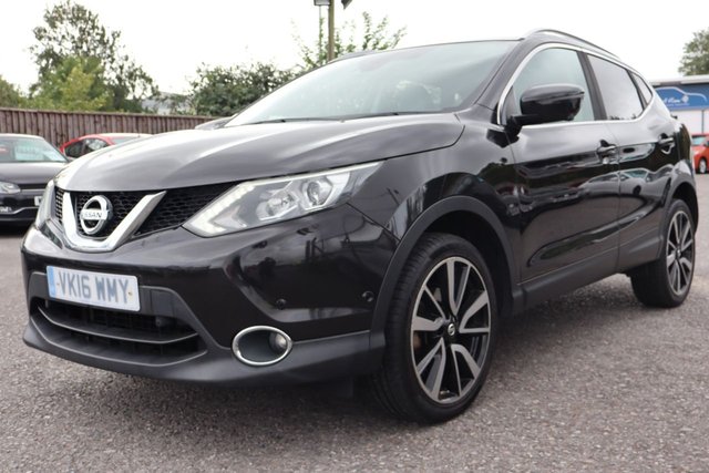 View our NISSAN QASHQAI
