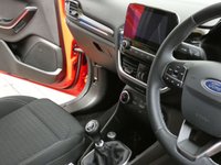 USED 2018 18 FORD FIESTA 1.0T EcoBoost Zetec Hatchback 5dr Petrol Manual Euro 6 (s/s) (100 ps) AIR CON RADIO CD 3 OWNERS SERVICE HISTORY 7 SERVICES TO 104K MILES SEPT 2025