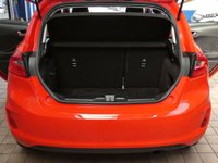 USED 2018 18 FORD FIESTA 1.0T EcoBoost Zetec Hatchback 5dr Petrol Manual Euro 6 (s/s) (100 ps) AIR CON RADIO CD 3 OWNERS SERVICE HISTORY 7 SERVICES TO 104K MILES SEPT 2025