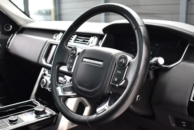 2014 Land Rover Range Rover 4.4L Autobiography 5dr - Photo 6
