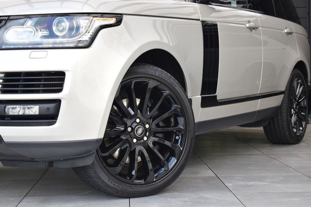 2014 Land Rover Range Rover 4.4L Autobiography 5dr - Photo 9