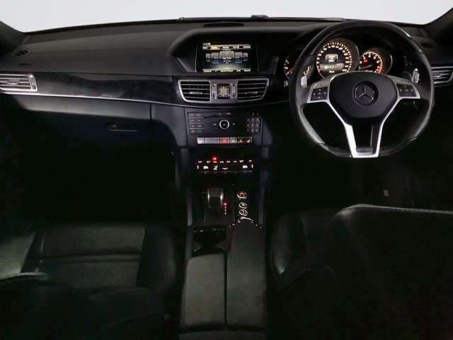 2016 Mercedes-Benz E-Class 5.5L Amg 4dr - Photo 3