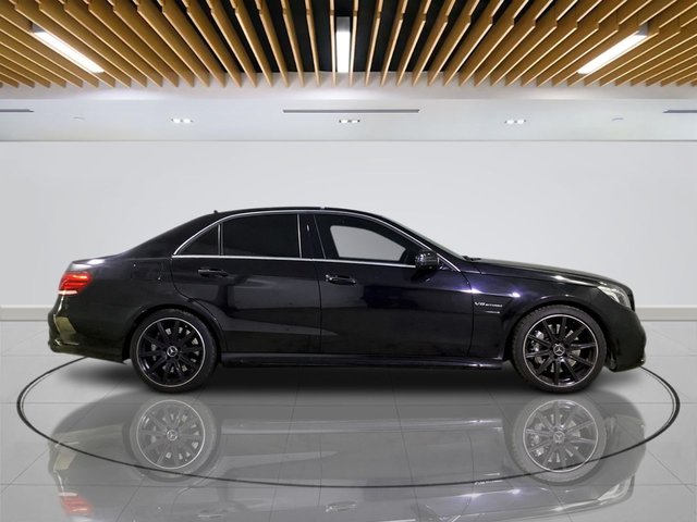 2016 Mercedes-Benz E-Class 5.5L Amg 4dr - Photo 9