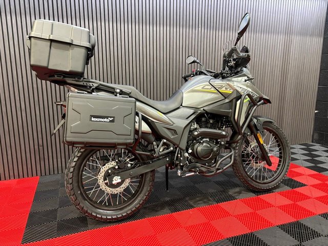 View our LEXMOTO CARRERA