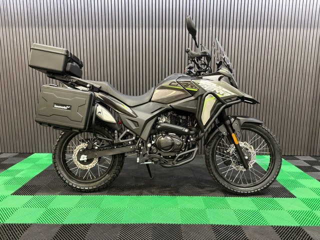 View our LEXMOTO CARRERA