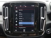 USED 2020 70 VOLVO XC40 1.5 T3 R-Design SUV 5dr Petrol Auto Euro 6 (s/s) (163 ps) PARK ASSIST | R-CAM | KEYLESS