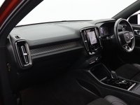 USED 2020 70 VOLVO XC40 1.5 T3 R-Design SUV 5dr Petrol Auto Euro 6 (s/s) (163 ps) PARK ASSIST | R-CAM | KEYLESS