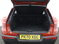 USED 2020 70 VOLVO XC40 1.5 T3 R-Design SUV 5dr Petrol Auto Euro 6 (s/s) (163 ps) PARK ASSIST | R-CAM | KEYLESS