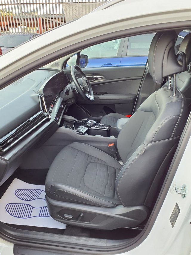 2022 KIA SPORTAGE 1.6 h T-GDi 3 SUV 5dr Petrol Hybrid Auto Euro 6 (s/s) (226 bhp) - Photo 4