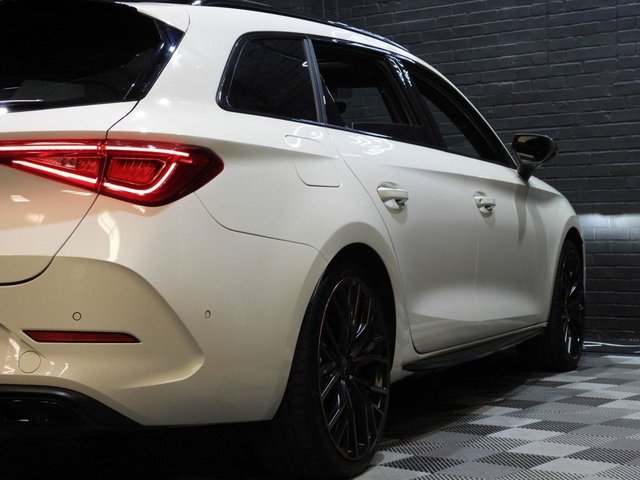 View our CUPRA LEON