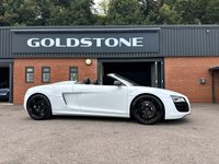 USED 2010 10 AUDI R8 5.2 FSI V10 Spyder 2dr Petrol R Tronic quattro Euro 4 (525 ps) 