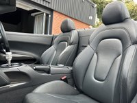 USED 2010 10 AUDI R8 5.2 FSI V10 Spyder 2dr Petrol R Tronic quattro Euro 4 (525 ps) 