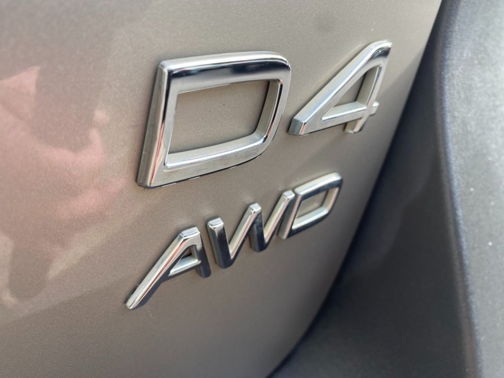 USED 2015 64 VOLVO XC70 2.4 D4 SE Lux Estate 5dr Diesel Geartronic AWD Euro 5 (181 ps) DAB SAT NAV WINTER AND FAMILY PACK