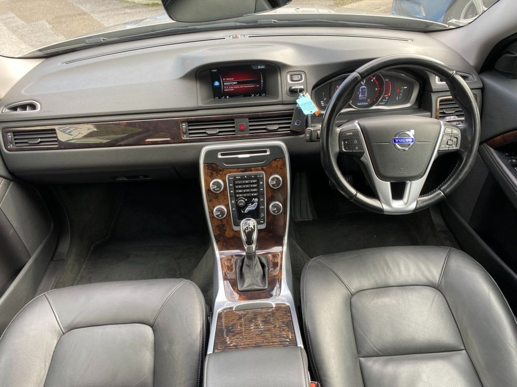 USED 2015 64 VOLVO XC70 2.4 D4 SE Lux Estate 5dr Diesel Geartronic AWD Euro 5 (181 ps) DAB SAT NAV WINTER AND FAMILY PACK