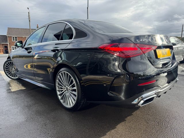 2022 MERCEDES-BENZ C-CLASS 2022 2.0 C220dh MHEV AMG Line (Premium) Saloon 4dr Diesel Hybrid G-Tronic+ Euro 6 (s/s) (220 ps) * HUGE SPEC LIST * MERCEDES ME CONNECT * 11.9" DISPLAY * 19" AMG ALLOYS * HEATED LEATHER SEATS * PARKING PACK * VIRTUS DASH CAM * 360 CAMERA * VIRTUAL COCKPIT * SEAT COMFORT PACK * PRIVACY GLASS * SMARTPHONE INTEGRATION * KEYLESS GO * OBSIDIAN BLACK * AMBIENT LIGHTING * MEMORY PACK * LED LIGHTS * CRUISE CONTROL * POWER FOLDING MIRRORS * DAB * SAT NAV * STUNNING THROUGHOUT * - Photo 2