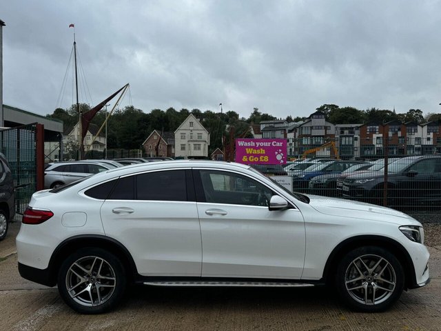 2017 MERCEDES-BENZ GLC 3.0 GLC350d V6 AMG Line (Premium Plus) Coupe G-Tronic 4MATIC Euro 6 (s/s) 5dr - Photo 3