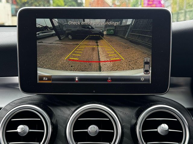 2017 MERCEDES-BENZ GLC 3.0 GLC350d V6 AMG Line (Premium Plus) Coupe G-Tronic 4MATIC Euro 6 (s/s) 5dr - Photo 9