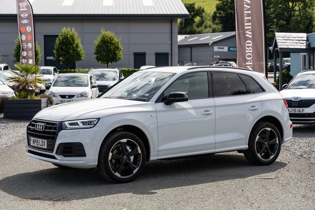 2019 AUDI Q5 2.0 TDI 40 Black Edition SUV 5dr Diesel S Tronic quattro Euro 6 (s/s) (190 ps) - Photo 3