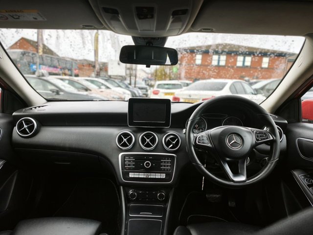 2016 Mercedes-Benz A-CLASS - Photo 7