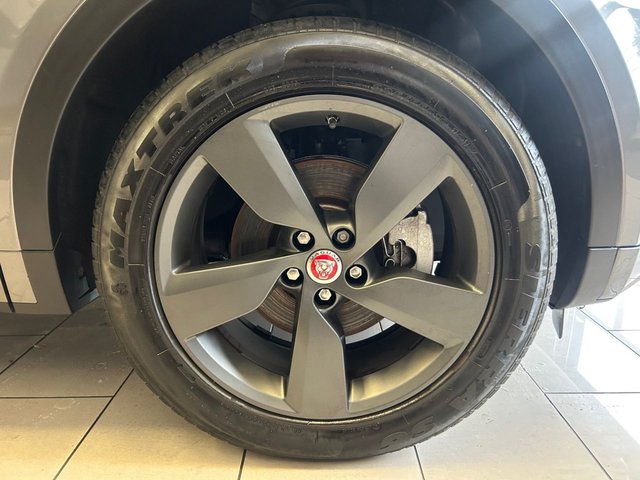 2019 Jaguar E-Pace 2L R-Dynamic S 5dr - Photo 9