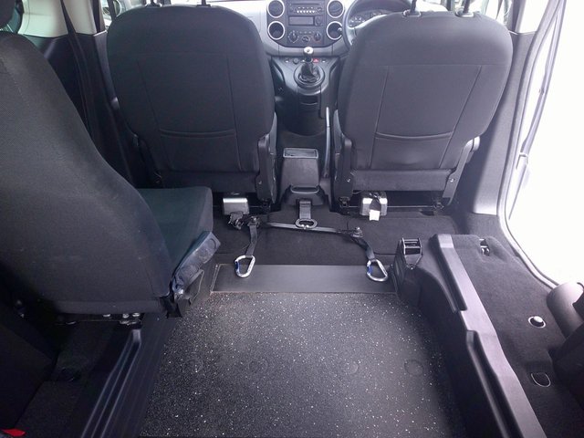 2018 PEUGEOT PARTNER TEPEE - Photo 10