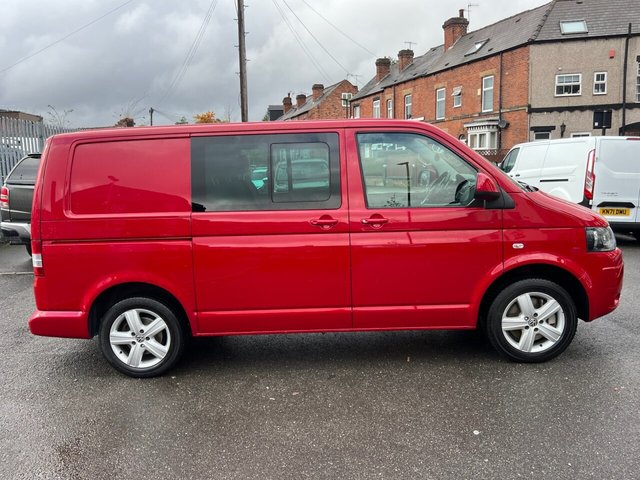 2014 VOLKSWAGEN TRANSPORTER 2.0 BiTDI T32 Highline Kombi 4dr Diesel Manual 4MOTION L1 H1 (214 g/km, 178 bhp) - Photo 5