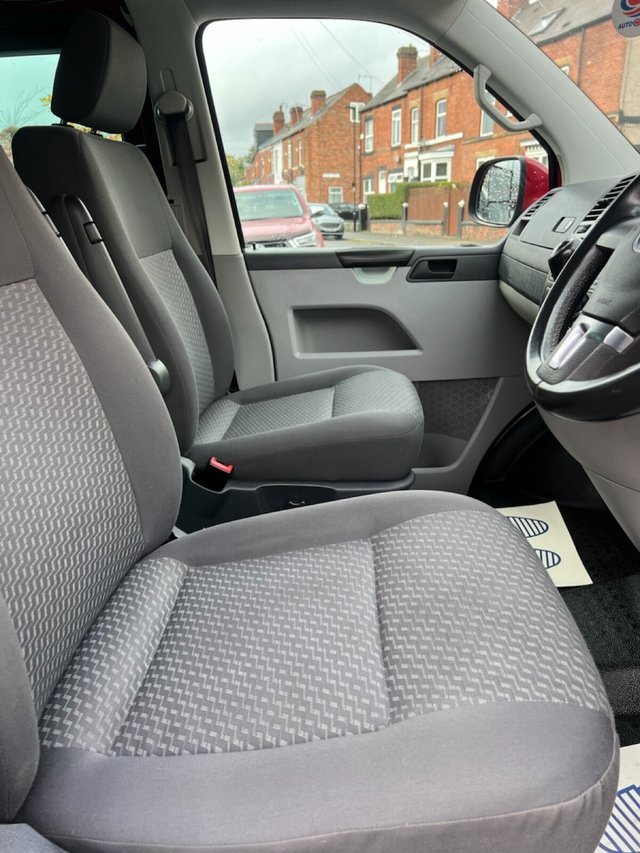 2014 VOLKSWAGEN TRANSPORTER 2.0 BiTDI T32 Highline Kombi 4dr Diesel Manual 4MOTION L1 H1 (214 g/km, 178 bhp) - Photo 12