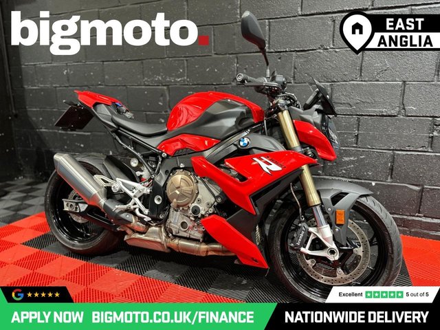 View our BMW S 1000 R