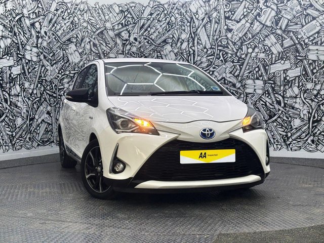 2018 Toyota Yaris 1.5L Design 5dr - Photo 4