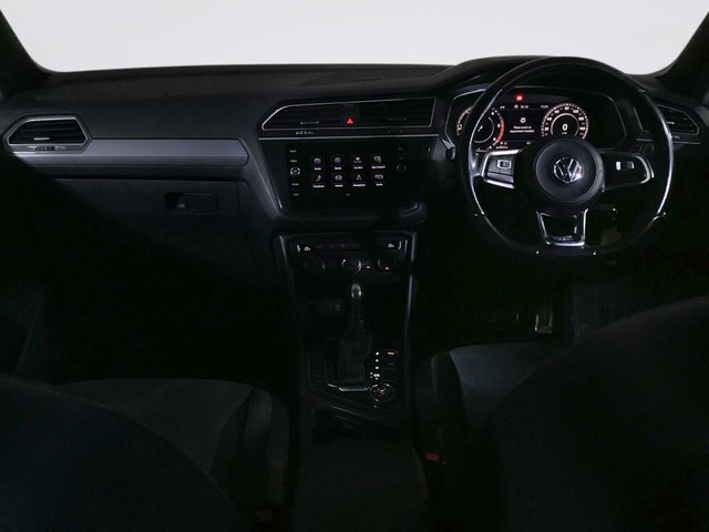 2018 Volkswagen Tiguan 2L R-Line 5dr - Photo 3