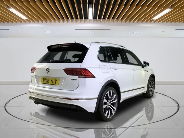 2018 Volkswagen Tiguan 2L R-Line 5dr - Photo 8