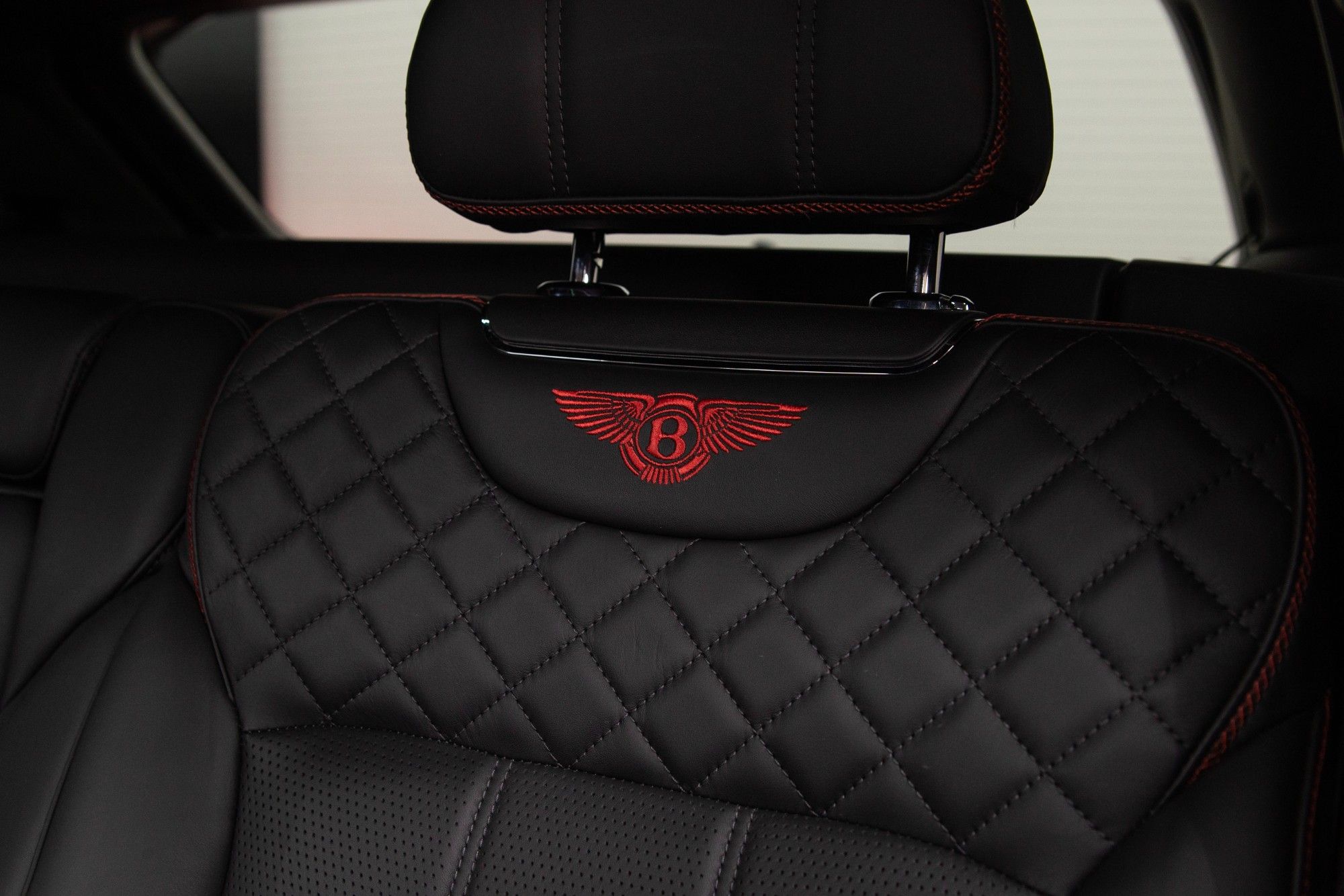 USED 2020 BENTLEY BENTAYGA 4.0 V8 SUV  