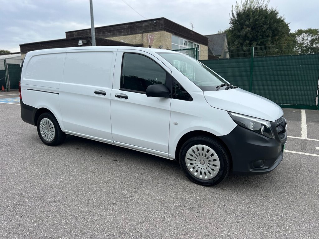 2020 MERCEDES-BENZ VITO