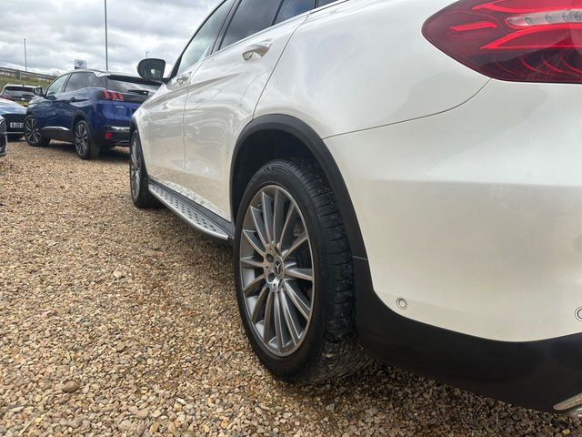 2017 Mercedes-Benz Glc 3L Amg Line 5dr - Photo 12