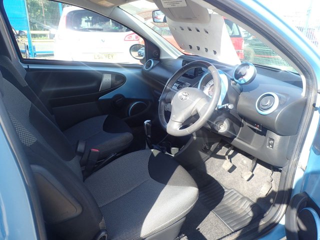 2014 TOYOTA AYGO 1.0 VVT-i Move Hatchback 3dr Petrol Manual Euro 5 (68 ps) - Photo 5