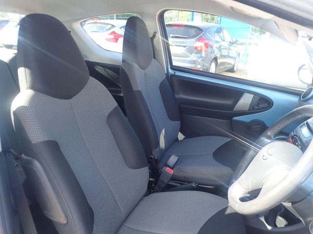 2014 TOYOTA AYGO 1.0 VVT-i Move Hatchback 3dr Petrol Manual Euro 5 (68 ps) - Photo 6