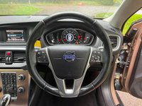 USED 2014 14 VOLVO V40 CROSS COUNTRY 1.6 D2 Lux Hatchback 5dr Diesel Powershift Euro 5 (s/s) (115 ps) 